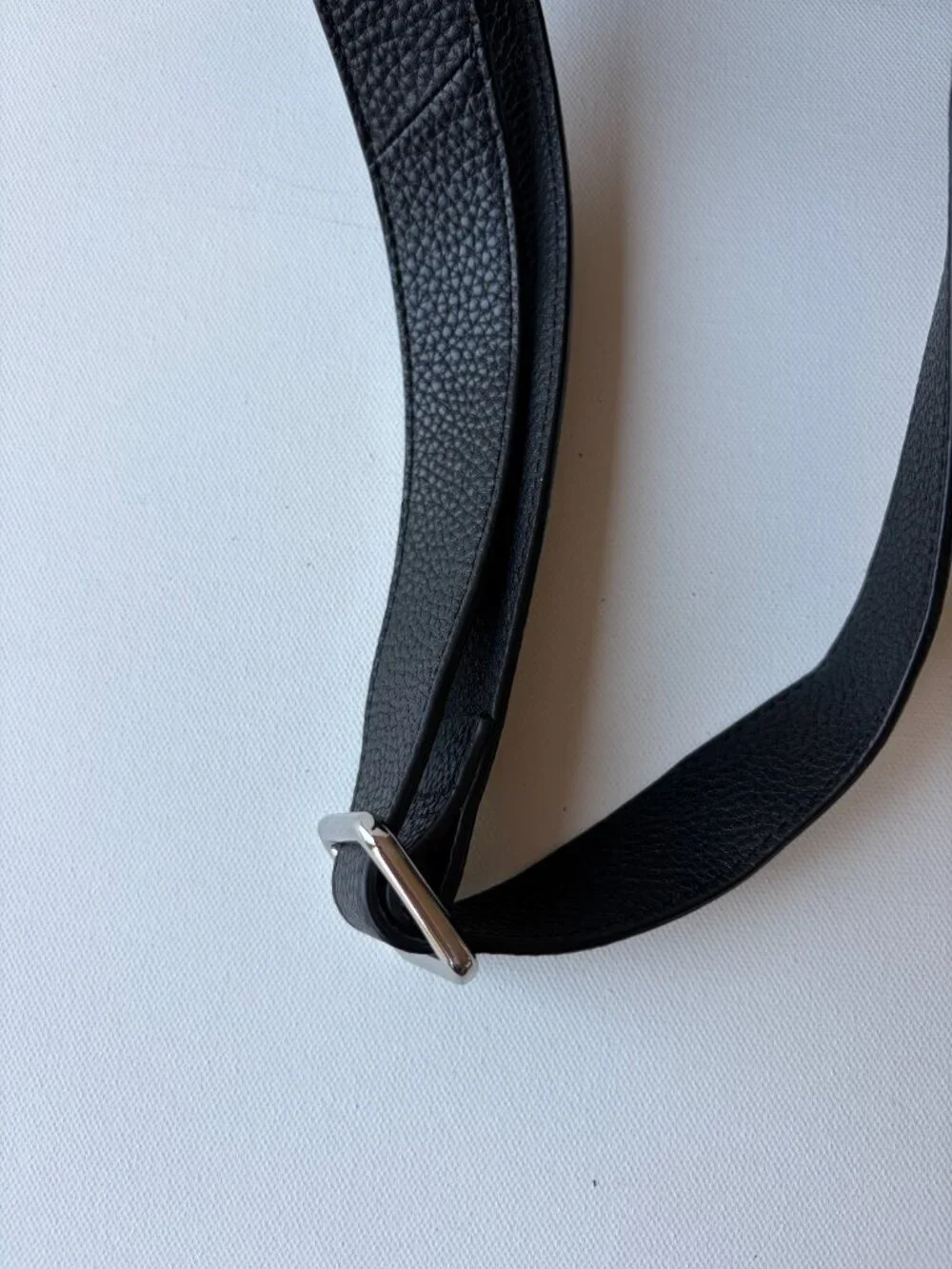 The Horse Sporty Crossbody EUC